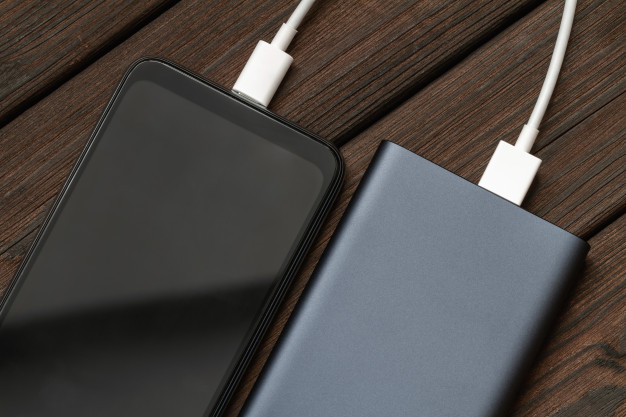 Comment choisir sa batterie externe pour recharger son téléphone ?