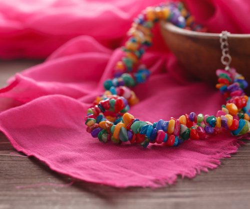 Comment faire un bracelet tibétain ?