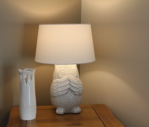 Décoration chambre bébé : Zoom sur les veilleuses et accessoires d’éveil