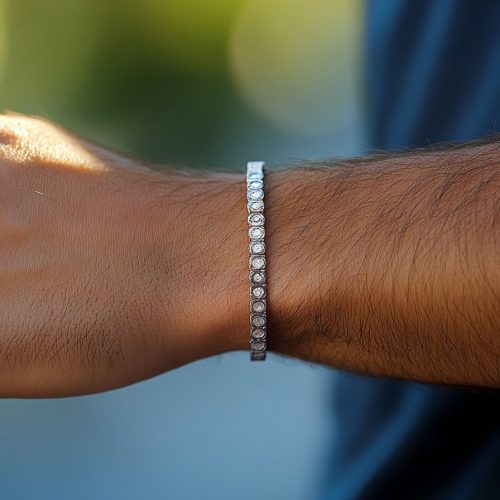 Bijoux homme personnalisé&nbsp;: l&rsquo;accessoire incontournable pour affirmer son style